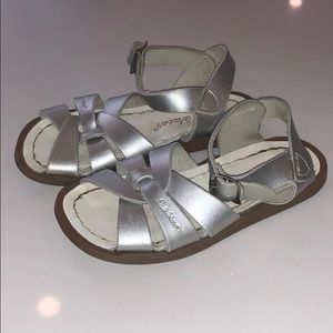 Salt Water Silver Sandals size 9 Toddler